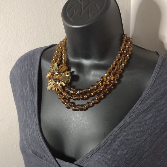 Pretty Asymmetrical Plastic Bead Layered Necklace 20 Inches Long - Picture 15 of 16